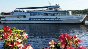 1992 год. Пассажирский теплоход «Москвич-2» - порт "Никополь" - пристань "Каменка"