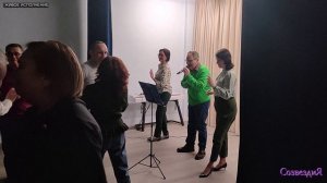 Белые ромашки смотреть видео онлайн 4K и 2K Ultra HD 2160p Ultra High Definition ретро дискотека