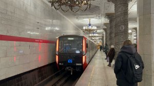 По неправильному! Метропоезд «Балтиец» (81-725/726/727.1) №100 на ст.м.Автово, 2026 год