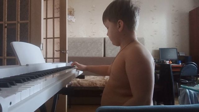 RUSH F (Дебил перед штативом Remake)
