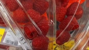 СВЕЖАЯ ЯГОДА МАЛИНА УДИВИЛА. ВЫБИРАЮ КРАСКУ