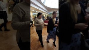 Идем а Большой театр