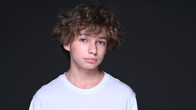 Роман Мелдерс - Видео-визитка на русском