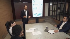 Garik Garik 
Иллюзия роскоши-Блеск золотых цепей....💥