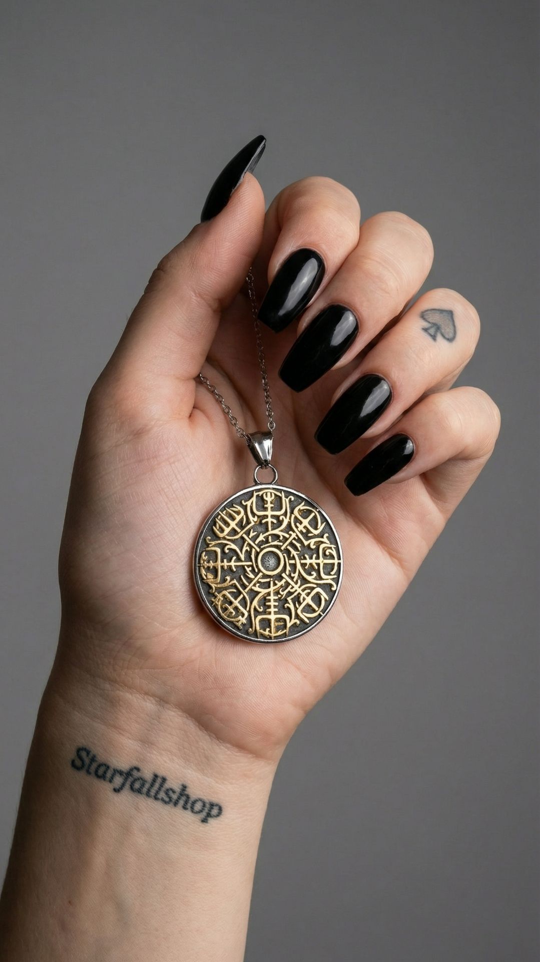 Круглая подвеска на цепочке "Вегвизир" от StarfallShop