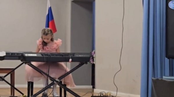 МОРОЗОВА Елизавета, 8 лет