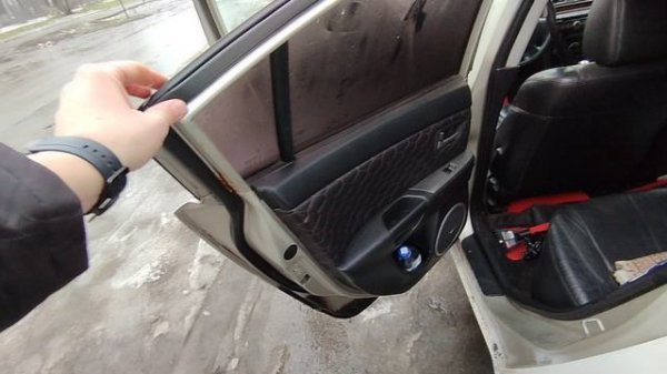 Обзор полный Mazda 3bk 2.0 LF 6MT Sport 2006г. Белая