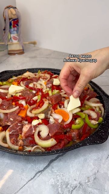 Мясо с овощами в духовке. смотреть онлайн