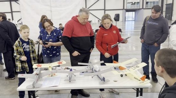 Фестиваль "И небо детям" в Экспофоруме 2026-2 Авиамодели и парапланы Санкт-Петербург.