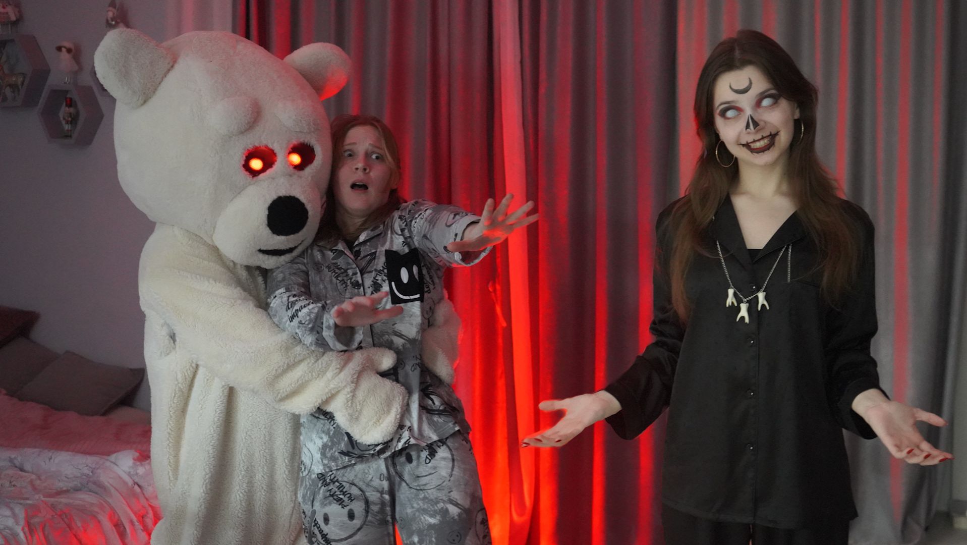 СТРАШНЫЙ ПОДАРОК НА ДЕНЬ ВСЕХ ВЛЮБЛЕННЫХ! смотреть онлайн