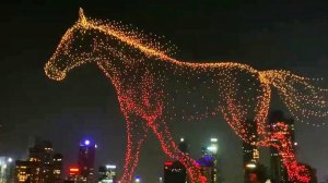 В Китае символ года по восточному календарю собрали из нескольких тысяч дронов.