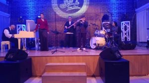 трио Дениса Галушко концерт 14 февраля в Югорске город влюбленных людей