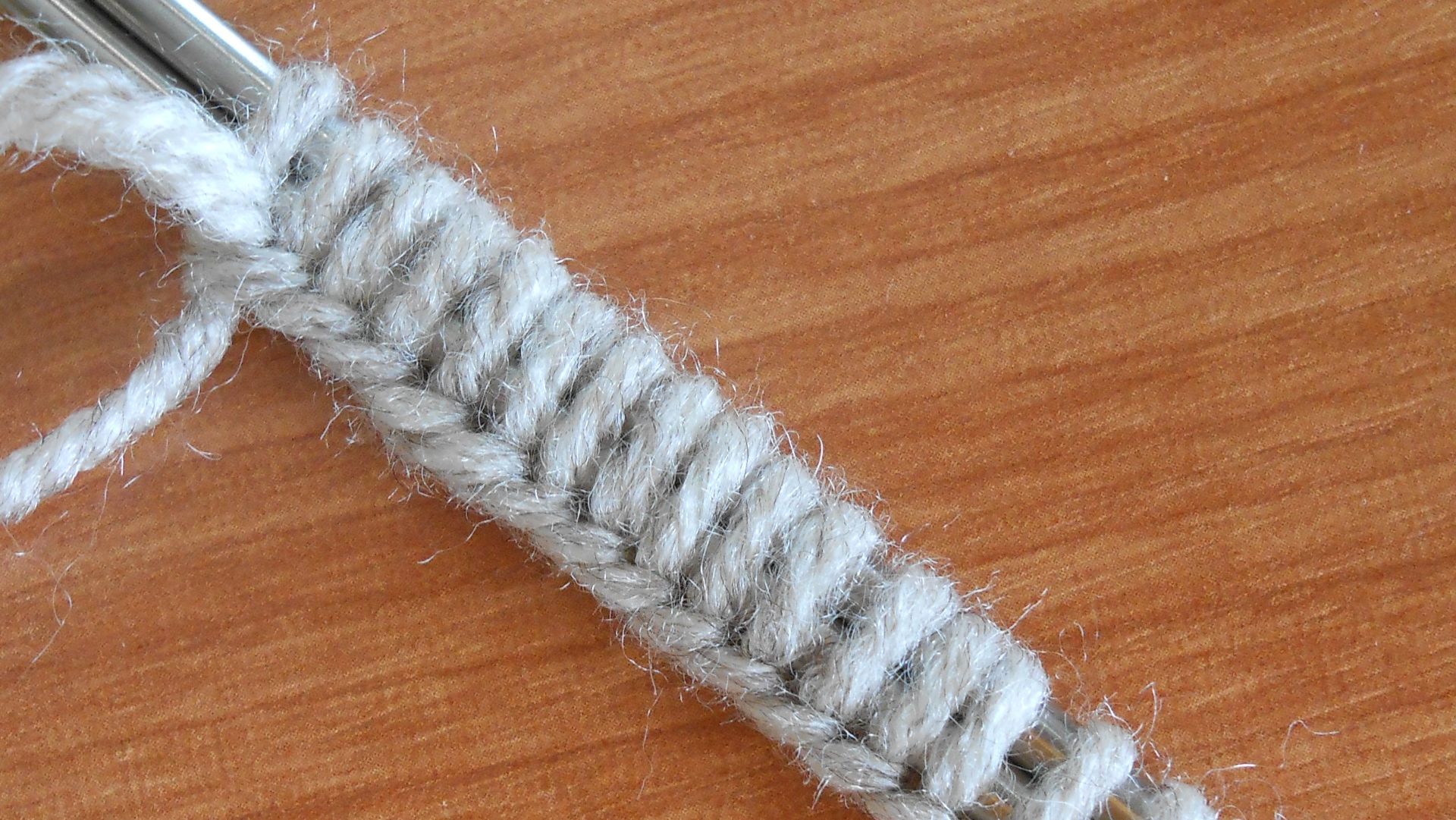 Простой набор петель для вязания на спицах смотреть онлайн