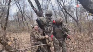 Видео «Спас раненых товарищей: подвиг прапорщика Найманова»