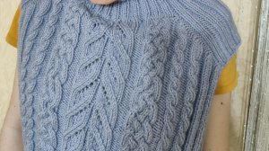 Манишка с аранами.