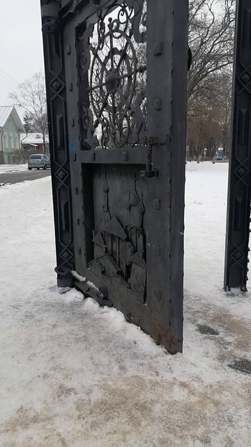 Дверь в Вологду