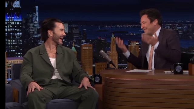 Джимми доводит Тома Пелфри до слез при каждой встрече | The Tonight Show смотреть онлайн