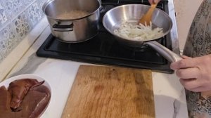 1чУжасконтент.сама в АХЕРЕ.фкусная минутка-хаш по русски,бурый рис,печенка деревяшка,торт из ЭСЭСЭСР