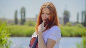 Когда на улице Ламбада танец... на скрипке исполняется и мастерски, с восторгом примет публика