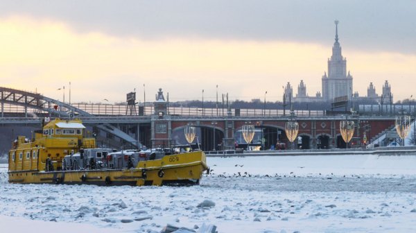 Резкое похолодание с морозами и снегом настигнет Москву и область