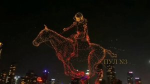 Китай готовится встречать Год Лошади. В Шэньчжэне в честь этого события прошло масштабное шоу дронов