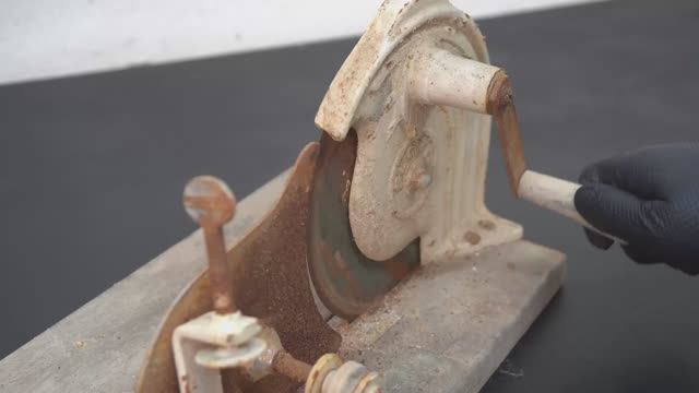 Реставрация очень ржавой хлеборезки