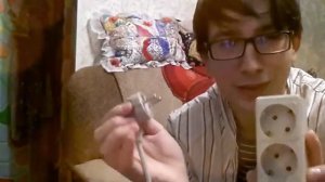 Горизонтальные полосы на мониторе, полосы на монитора.