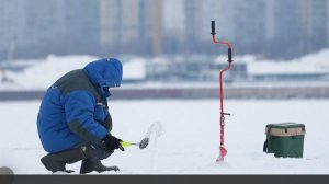 Географ напомнил о правилах безопасности при рыбалке на льду в конце зимы