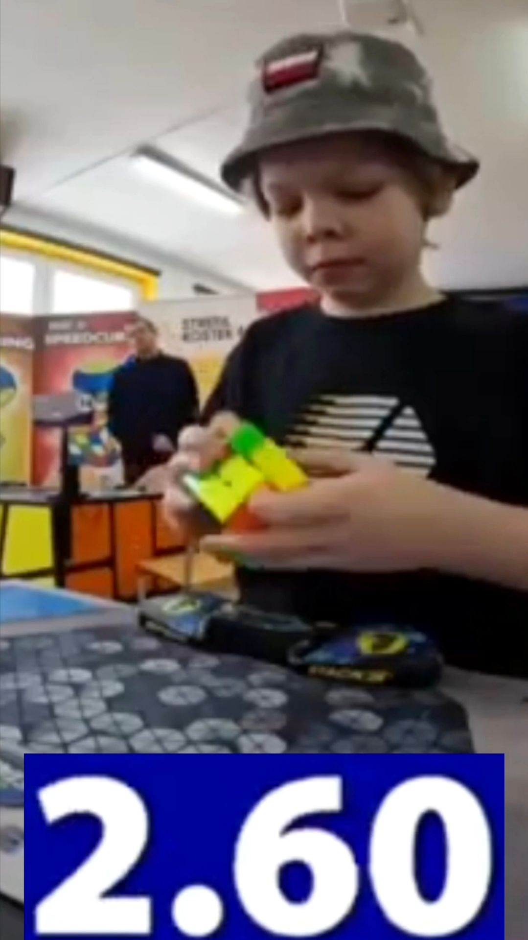 9-ᴧᴇᴛний ʍᴀᴧьчиᴋ уᴄᴛᴀноʙиᴧ ʍиᴩоʙой ᴩᴇᴋоᴩд ᴨо ᴄобиᴩᴀнию ᴋубиᴋᴀ ᴩубиᴋᴀ смотреть онлайн