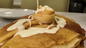 Сгущенное молоко остается одной из самых популярных начинок для масленичных блинов.