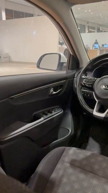 Kia Rio X-Line '2020 смотреть онлайн