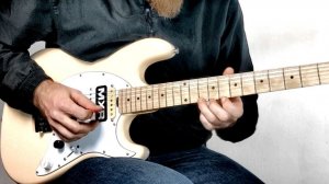 Соло на электрогитаре под аккомпанемент акустики