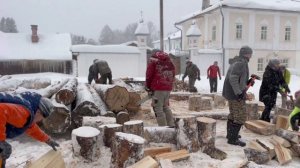 Свято-Троицкий Павло-Обнорский монастырь.