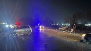 Один человек погиб и еще трое пострадали в ДТП с двумя легковушками в Приморье