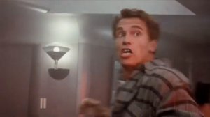 Официальный трейлер "Вспомнить всё (1990)"