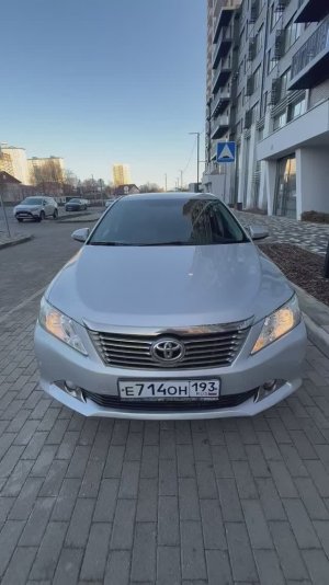 Тойота камри