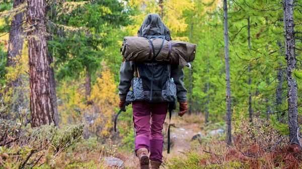 Misty Mountain Girl - Solo Hiking Cliffs in the Pouring Rain and Charring my Axe Handle