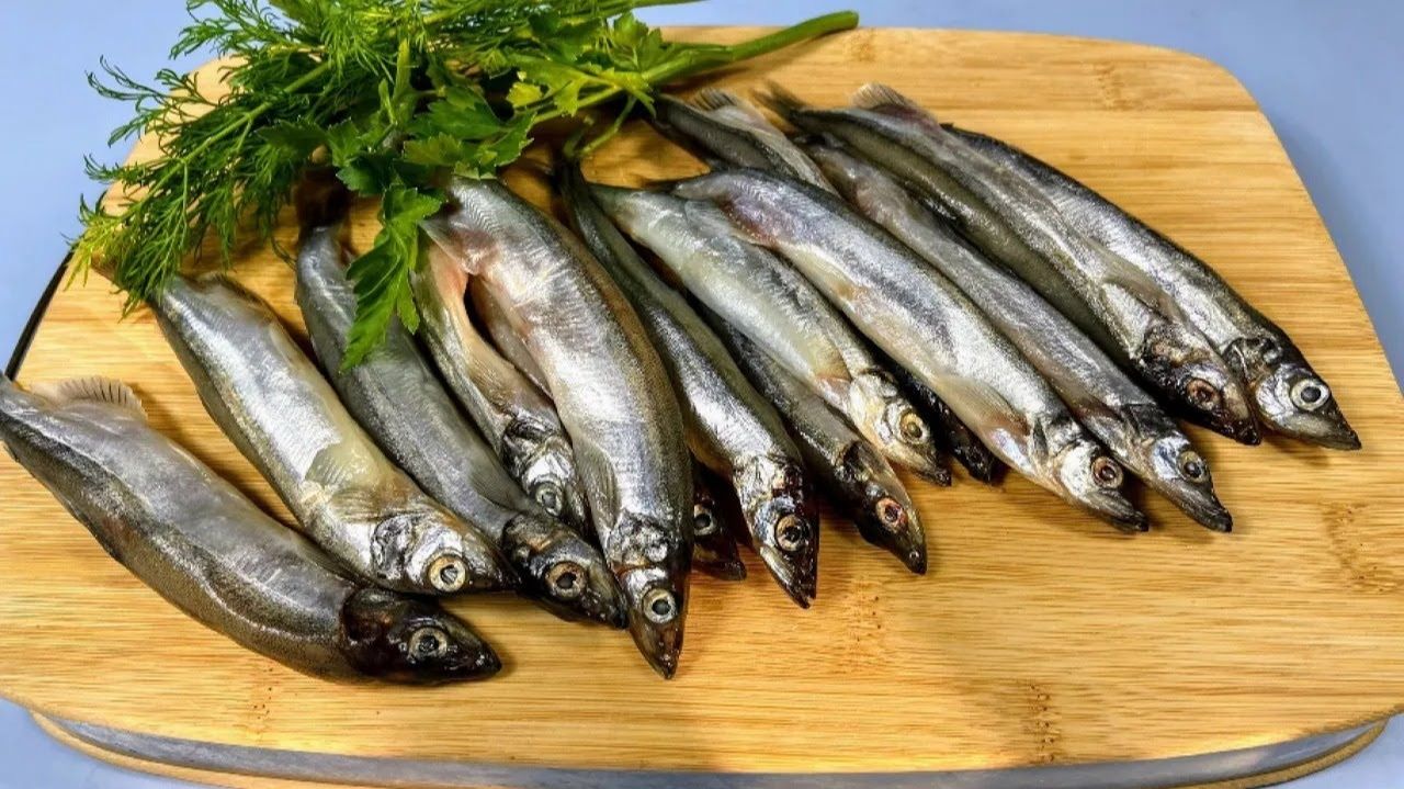 Боже, как вкусно! Знакомый МОРЯК научил ПРАВИЛЬНО готовить мойву (два невероятно вкусных способа) смотреть онлайн