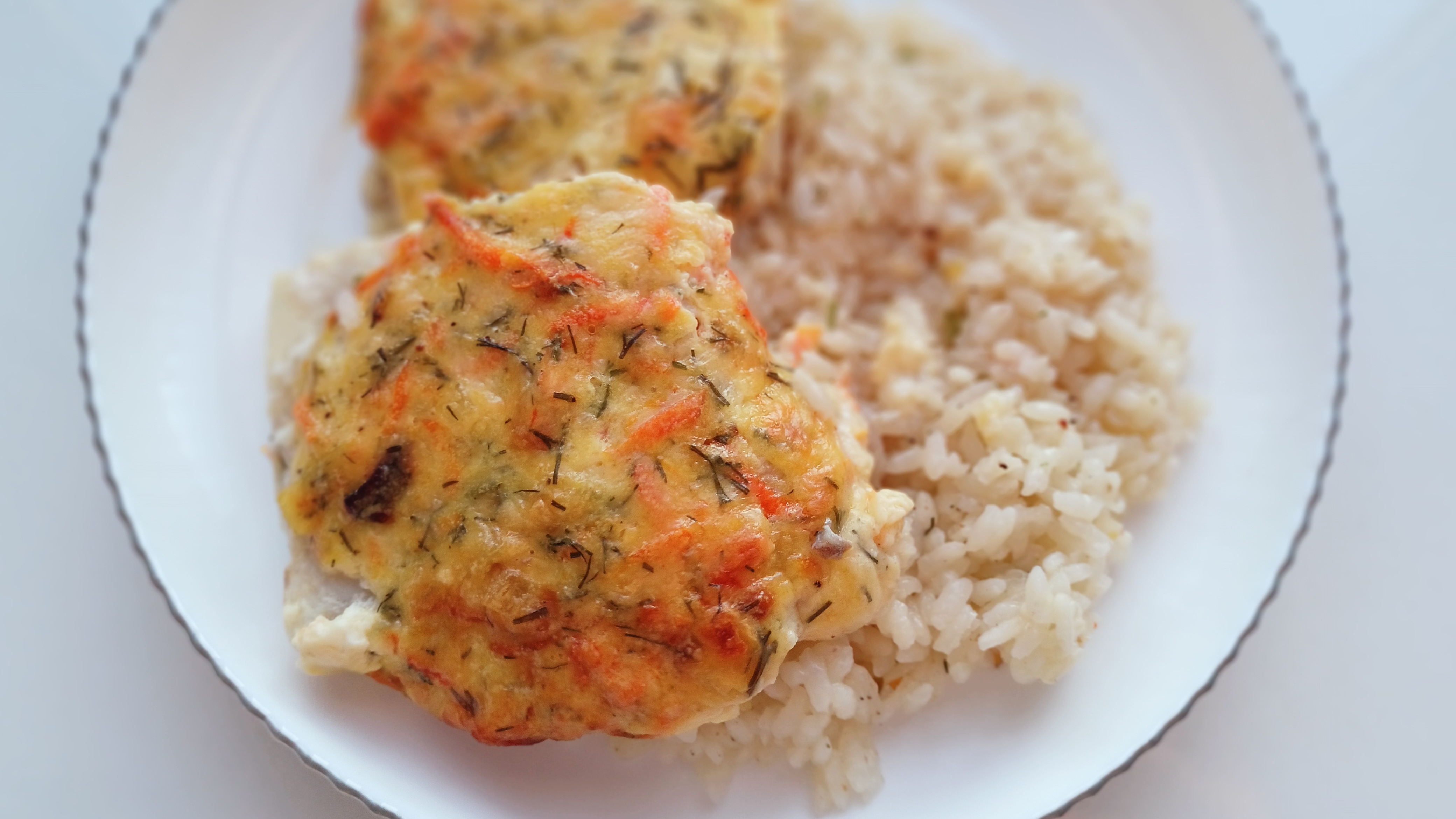 Приготовила минтай под шапочкой и рис // Очень вкусная рыба получилась! смотреть онлайн