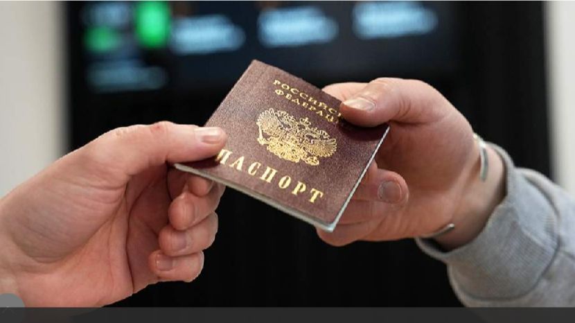 Посол РФ сообщил о склонении россиян в Австрии к отказу от гражданства смотреть онлайн