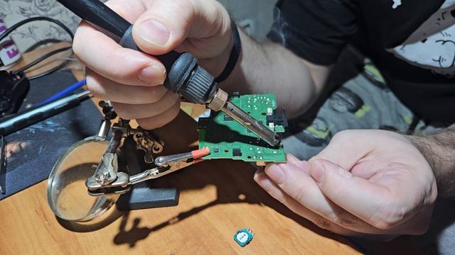 замена неисправного потенциометра DualSens смотреть онлайн