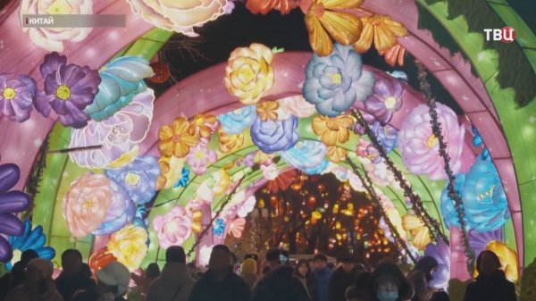 В Китае готовятся ко встрече года Огненной лошади