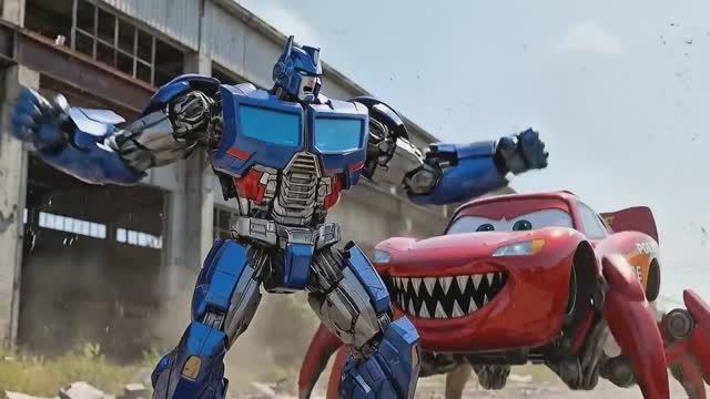 молния маквин мультик про как Котенок нашел монстра Молнию Маквина и брошенного Оптимуса Прайма