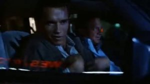 Официальный трейлер "Правдивая ложь (1994)"