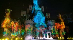 Việt Nam. Vinpearl , Вьетнам  Винпёрл   .  Театрализованное световое шоу .