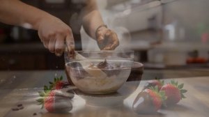 Шоколадный краситель: как использовать сладость в декоре