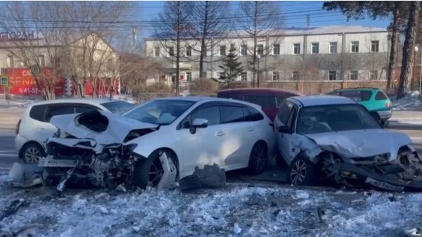 Аварии и ДТП НА ДОРОГАХ — не уступил и получил подборка на видео регистратор