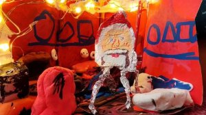 гугу гага пришёл ко мне домой