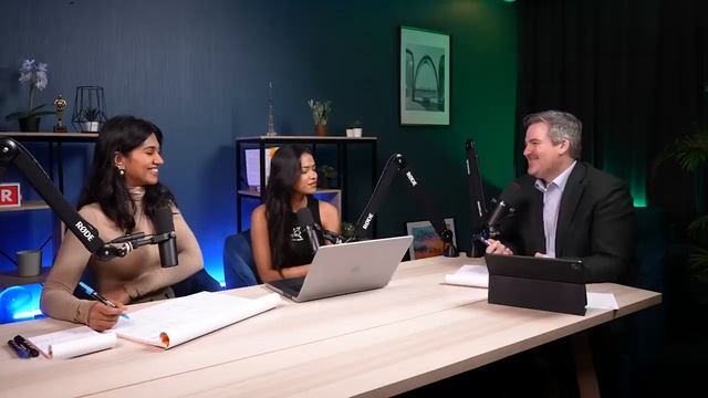 From Band 6.5 to 9 in ONE Writing Lesson смотреть онлайн