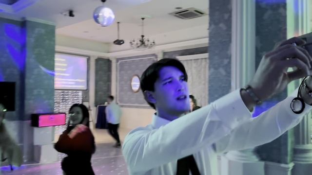 Свадьба Ведущий Андрей Стрелин смотреть онлайн